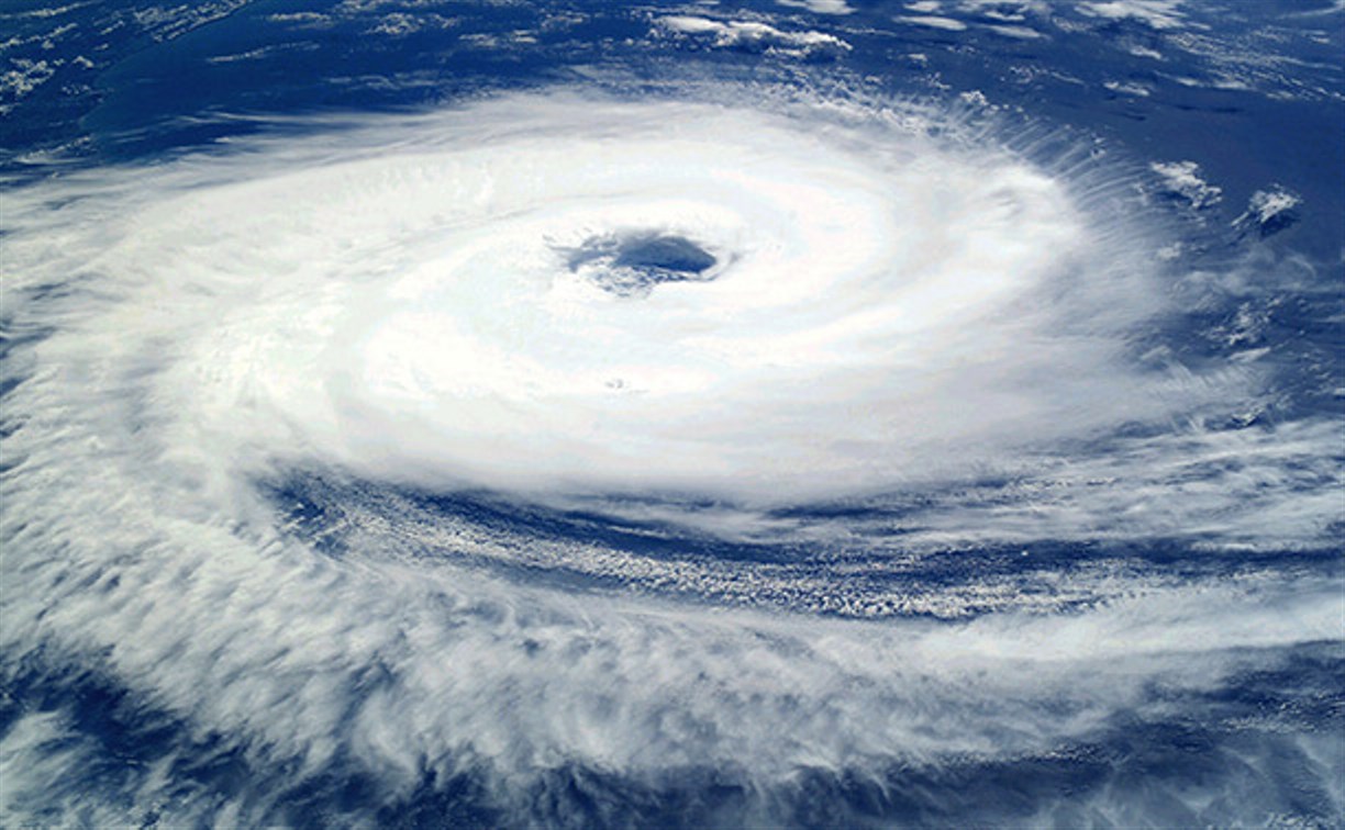 Мощный циклон затронет все районы острова Сахалин