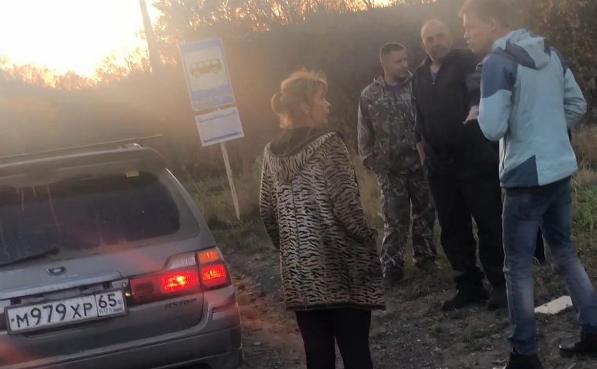 Скандал на проселочной дороге в пригороде Южно-Сахалинска устроил нетрезвый водитель