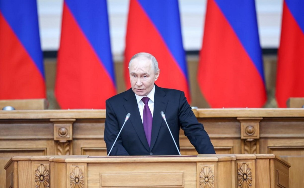 Путин: Мост на Сахалин — это дорогая история, но сделать нужно