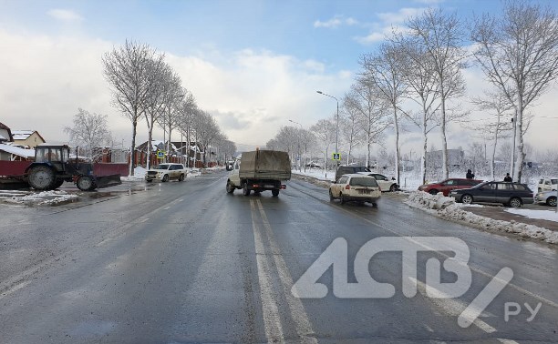 Водитель пострадал при столкновении двух иномарок в Южно-Сахалинске