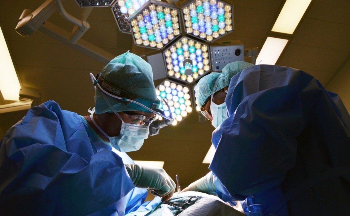 Более 3,6 тысячи высокотехнологичных медицинских операций провели на Сахалине в этом году