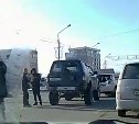 "Трактор помял ребят": в Южно-Сахалинске спецтехника собрала паровозик из трёх автомобилей