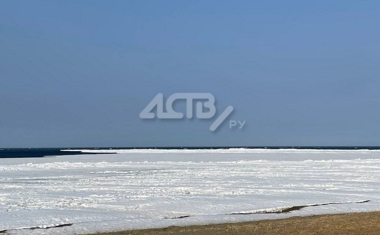 На юге Сахалина от припая почти ничего не осталось: лёд разрушается уже на Свободном 