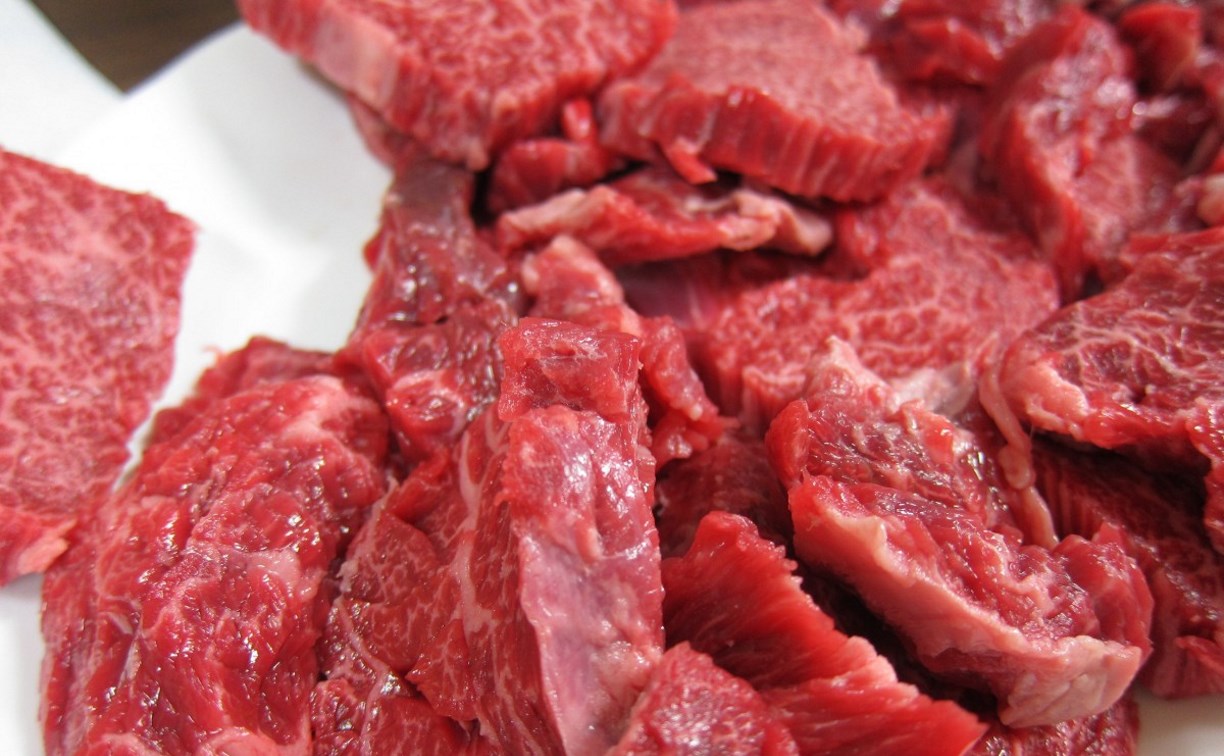 На Сахалине в говядине производителя из Алтайского края обнаружили остатки антибиотиков