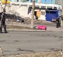 Сообщение о бесхозной сумке на перекрестке в центре Холмска поступило в оперативные службы города