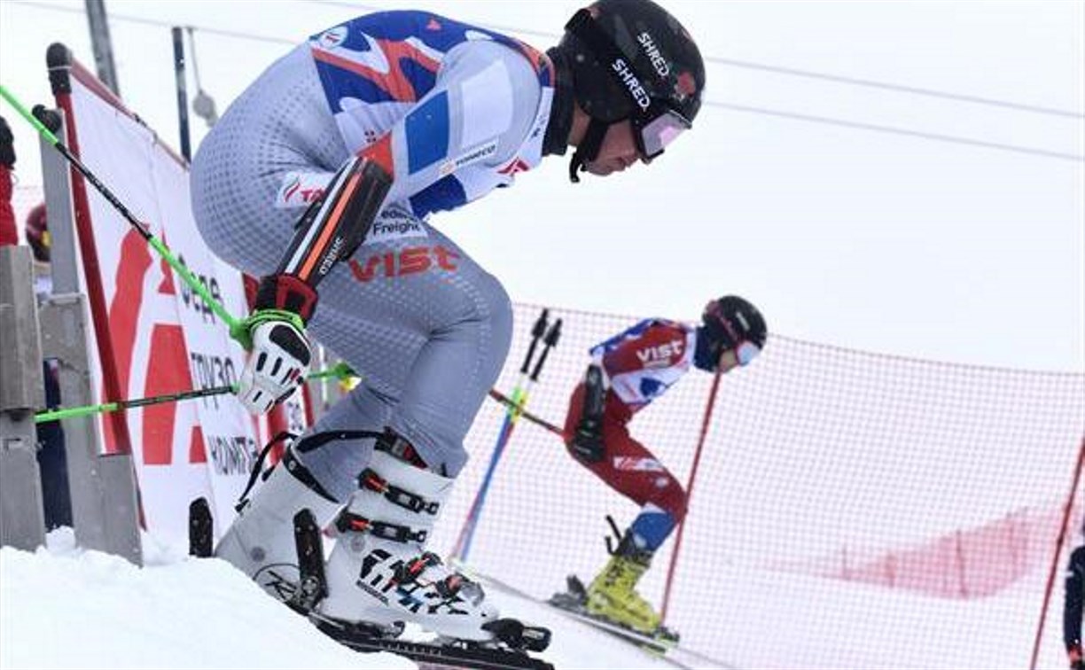 Сахалинец Артем Кашинцев завоевал бронзу в параллельном слаломе на этапе Кубка России