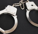 На Сахалине заключили под стражу мужчину, который без спроса "сдал" квартиру своих родителей 
