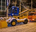 В ночь на воскресенье техника снова выйдет на расчистку дорог Южно-Сахалинска