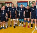 Сахалинская команда ветеранов волейбола стала победителем турнира «Шмаковская весна»