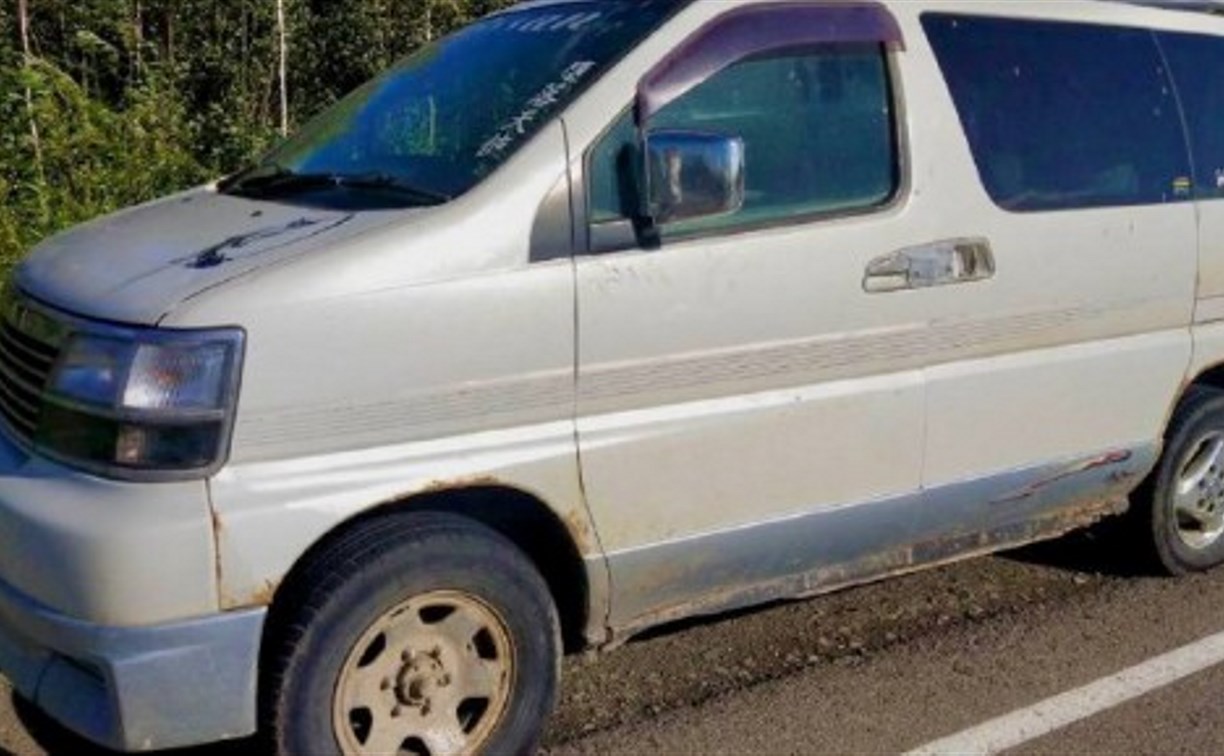 Авто жителя Смирныховского района конфисковали за езду без прав