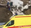Девушка упала с обрыва смотровой площадки в Корсакове