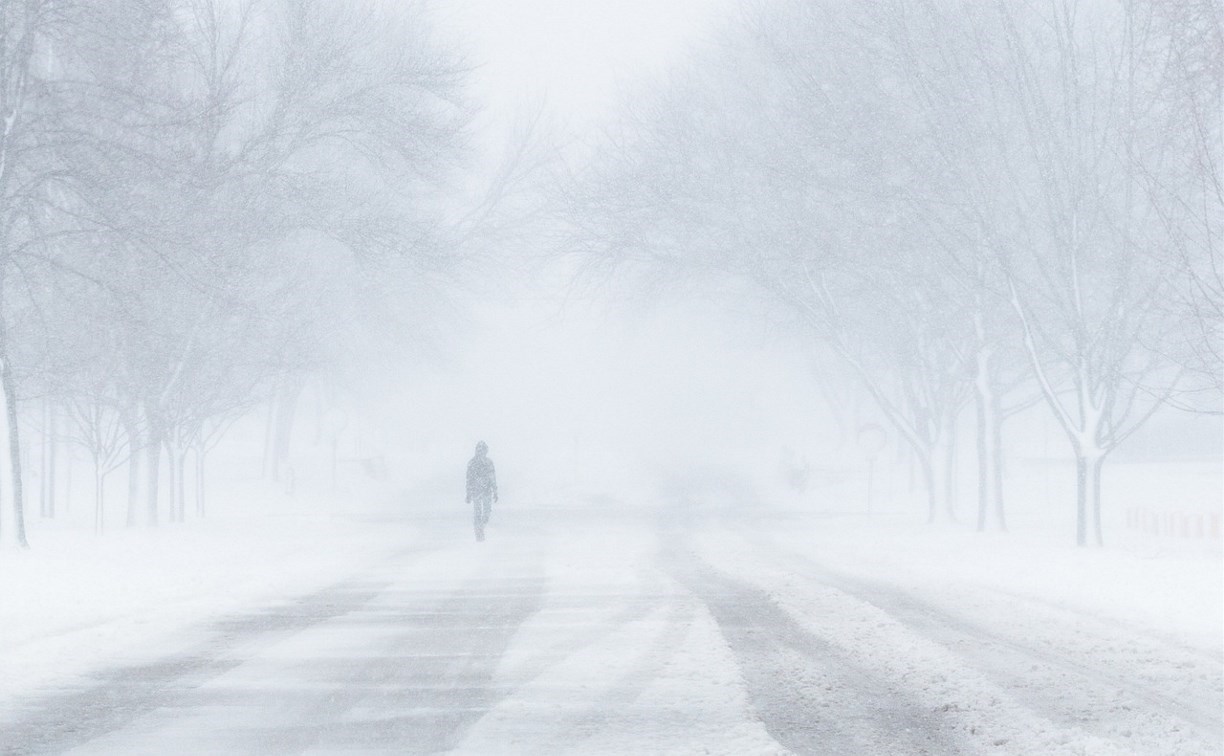 Циклон с Сахалина перемещается на Курилы