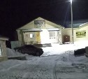 Очевидец: пьяная компания на авто врезалась в сугроб на территории Дагинских термальных источников