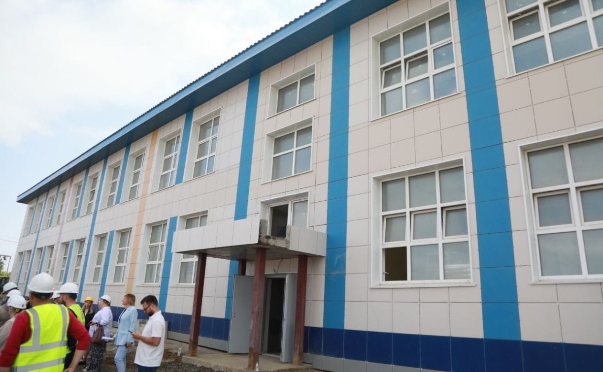 В сахалинском Шахтёрске откроют современную школу, центр культурного развития и банный комплекс