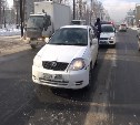 "Тойота" сбила ребенка в Южно-Сахалинске, ДТП попало в камеры видеонаблюдения