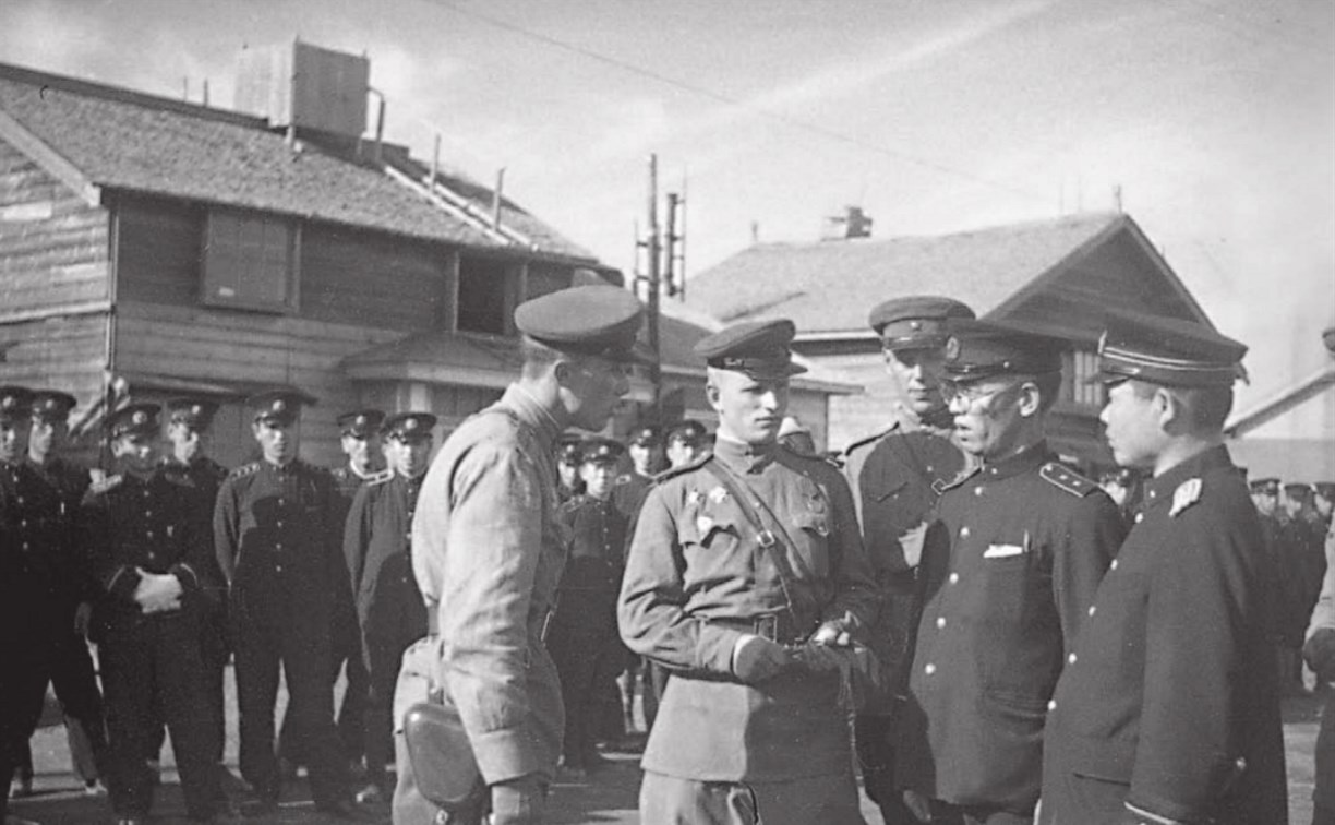 Островные журналисты - фронтовики: хроника Победы фотокора Григория Соколова