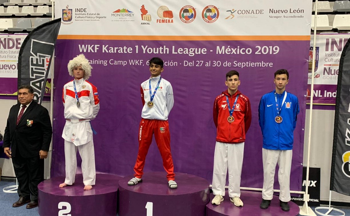 Трое сахалинских каратистов стали призерами международных соревнований в Мексике