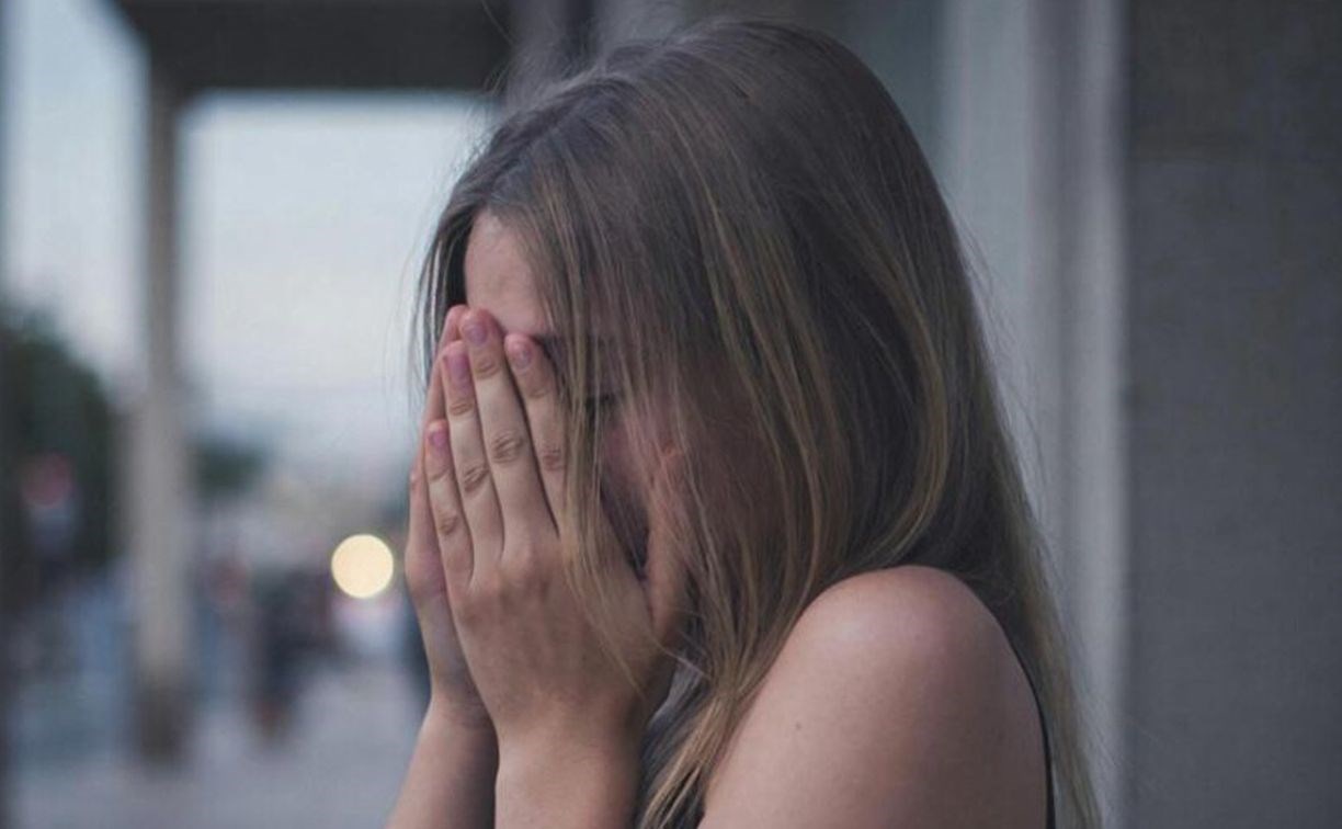 На Камчатке пожилая женщина несколько лет домогалась родной внучки*