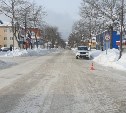 В Углегорске ребёнок упал со снегоката под колёса внедорожника