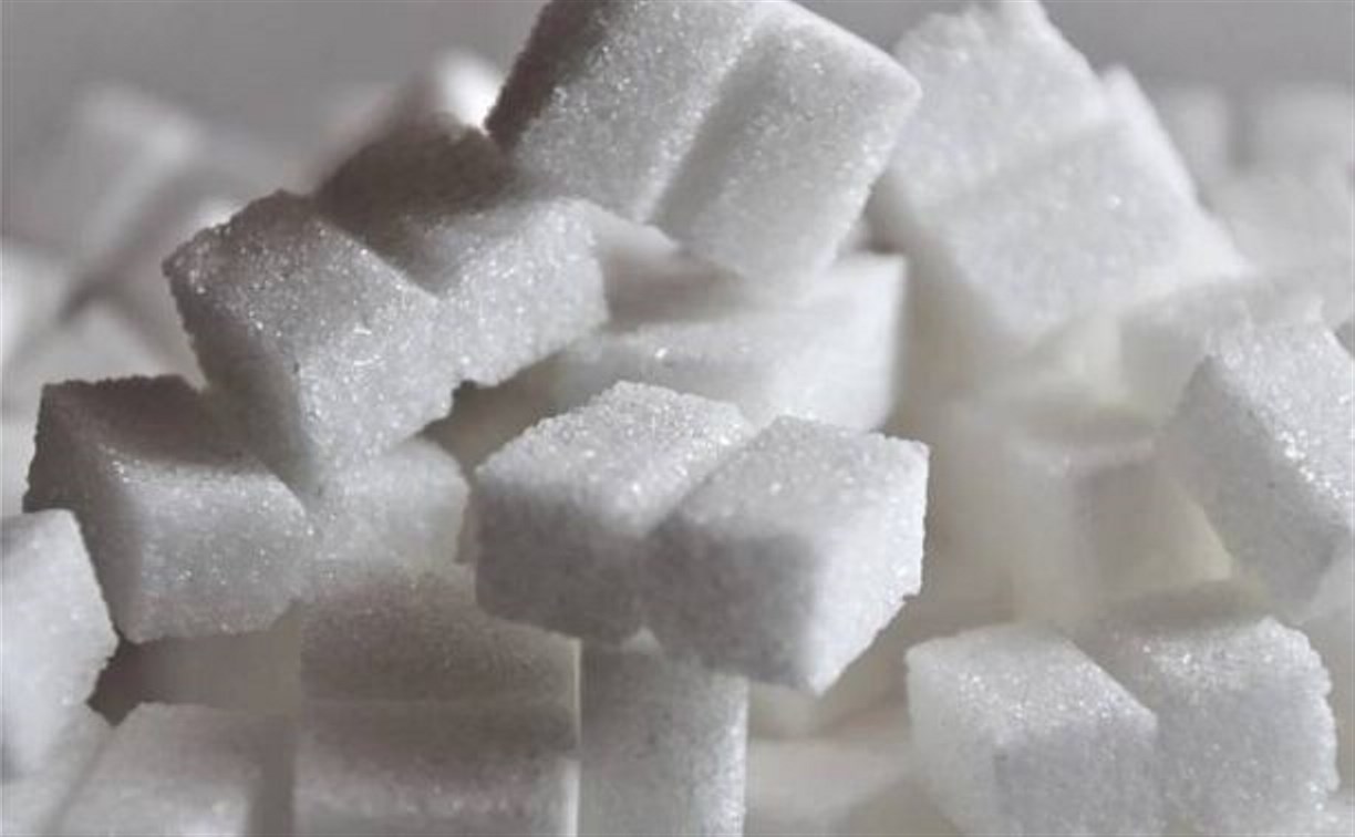 Девять холмских магазинов согласились "заморозить" цены на сахар и масло