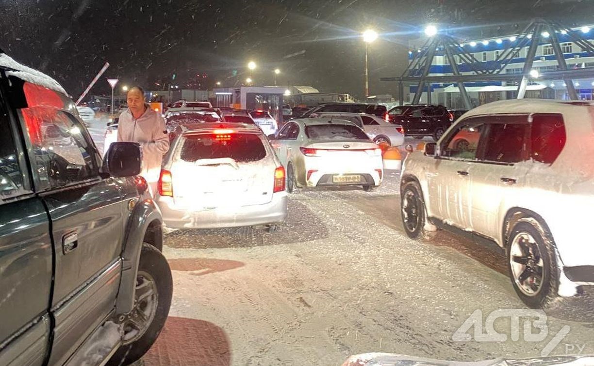 Ещё один самолёт Москва - Южно-Сахалинск задерживается