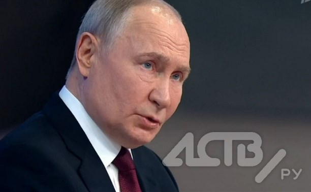 Владимир Путин поручил главам новых регионов без лишней бюрократии решать вопросы с пенсиями