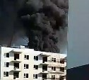 "Загорелся утеплитель, взорвался баллон": подробности пожара в Долинске 