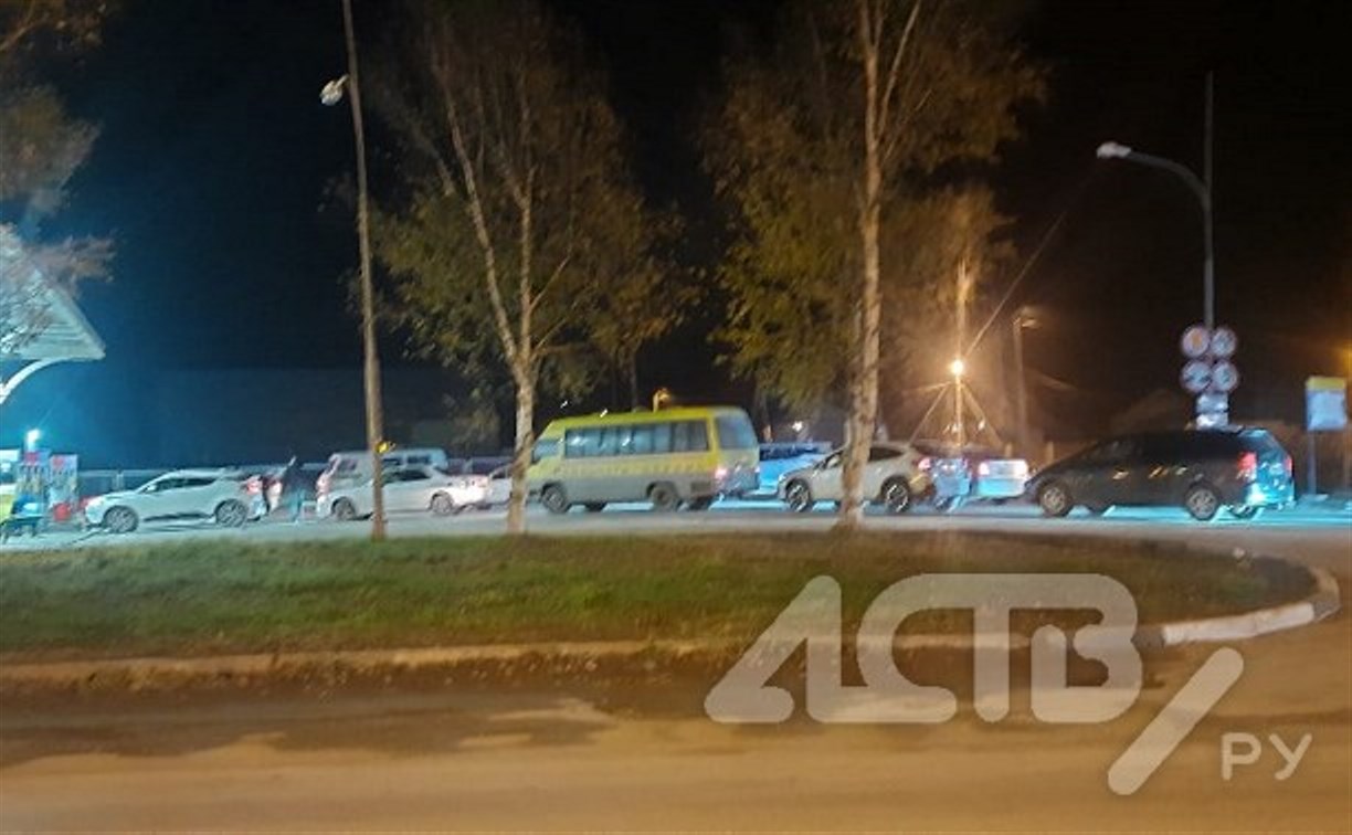 "Проблем с завозом топлива нет": в министерстве энергетики Сахалинской области прокомментировали ситуацию на заправках