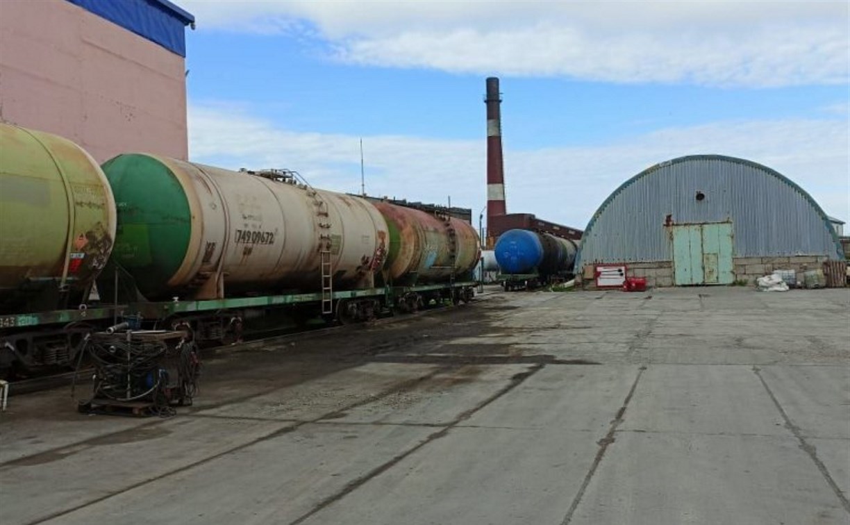 Больше 60 тонн топлива на 5 миллионов рублей украл на железной дороге сахалинец