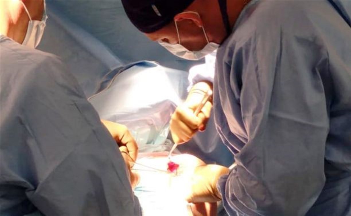 Сахалинские хирурги впервые заменили пациентке плечевой сустав