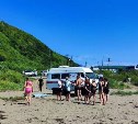 По факту гибели ребёнка и молодого мужчины в море в Невельске возбуждено уголовное дело