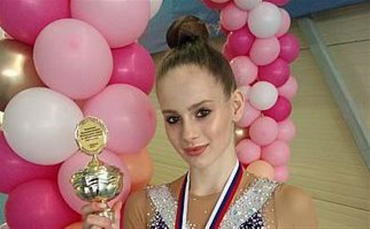 Сахалинка успешно выступила на чемпионате ДФО по художественной гимнастике