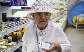 Продукты со скидкой до 10% будут покупать 11 тысяч сахалинских пенсионеров