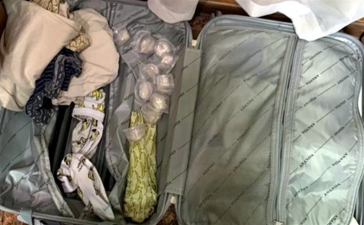 Троим жителям Камчатки дали по 5,5 лет строгого режима за закладку наркотиков на Сахалине
