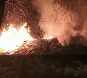 Трех человек эвакуировали при пожаре на улице Красной в Южно-Сахалинске