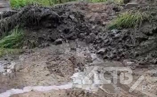Жители Горнозаводска: "Грязь по ручью стекает в речку"