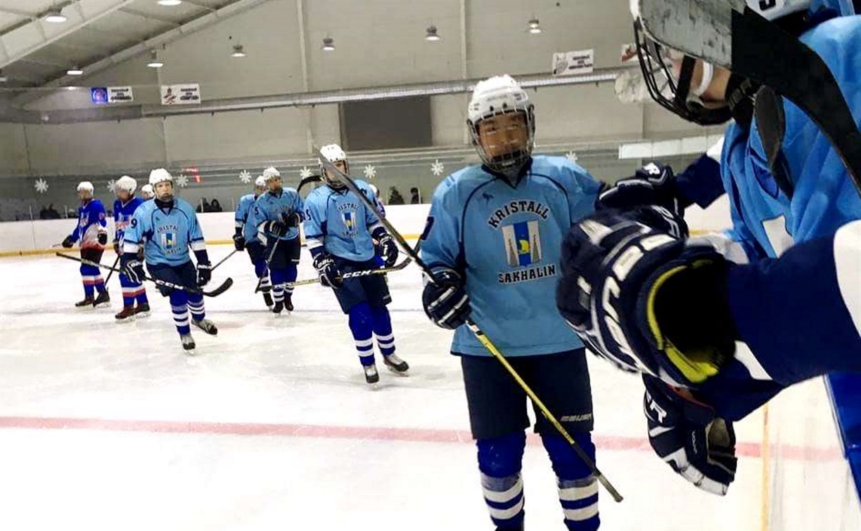 Хоккеисты Южно-Сахалинска лидируют на первенстве Дальнего Востока 