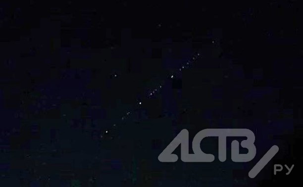 Космический поезд Илона Маска застала в ночном небе над Минском читательница astv.ru