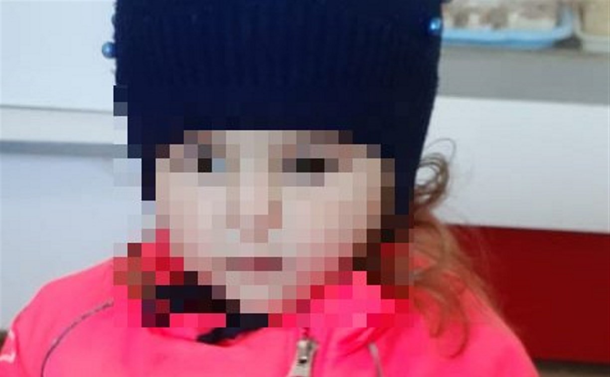 Маленькую девочку без родителей нашли в Красногорске