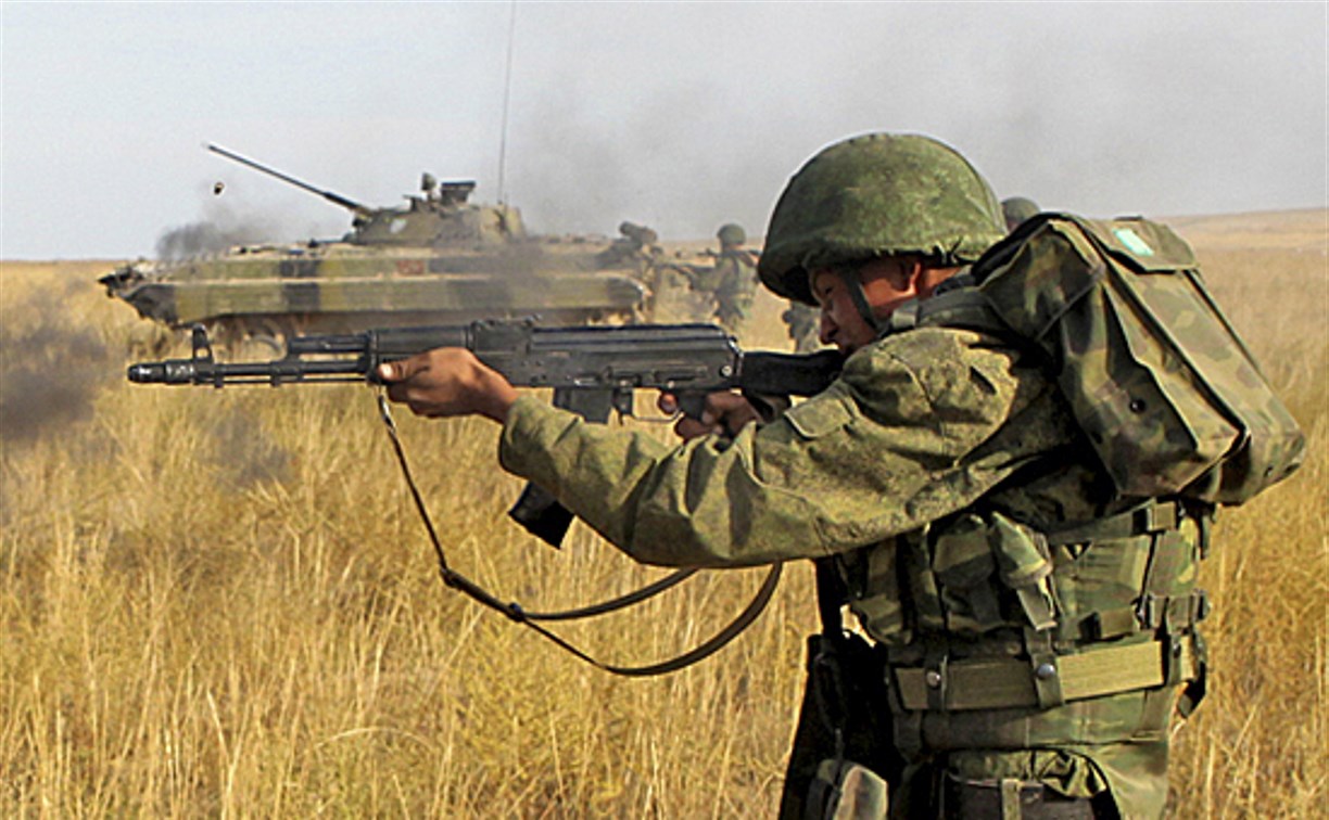 Мотострелки ВВО на учениях организуют противодесантную оборону Сахалина