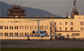 Политика и экономика