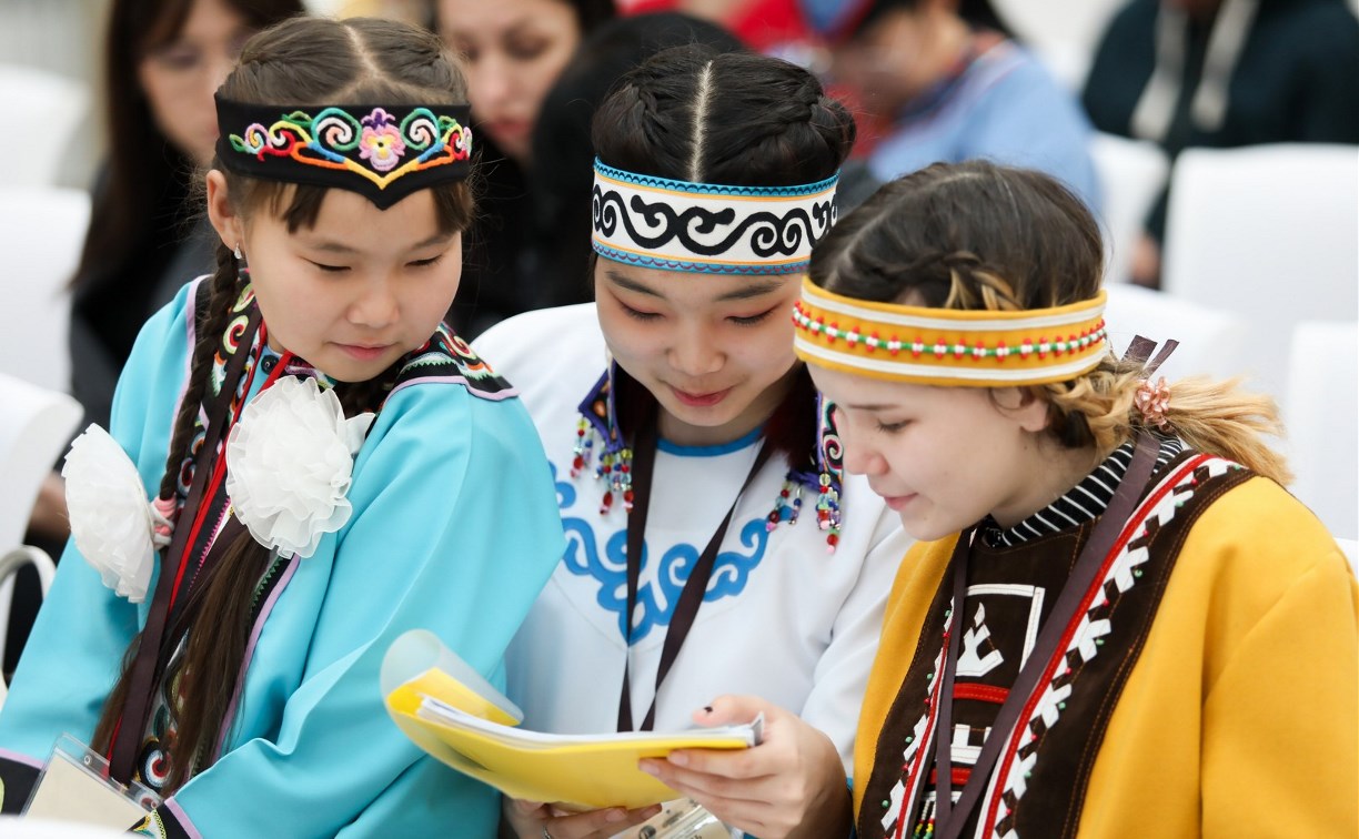 Проекты на языках коренных малочисленных народов Севера представили на Сахалине