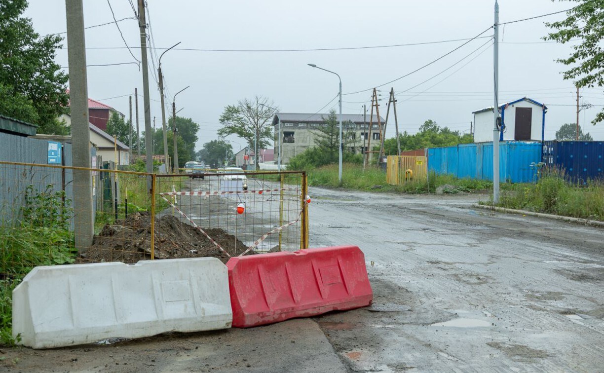 Дома на улице Достоевского в Южно-Сахалинске начнут подключать к новому водоводу на следующей неделе
