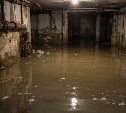 В Макаровском районе директора "управляйки" оштрафовали за затопленный подвал