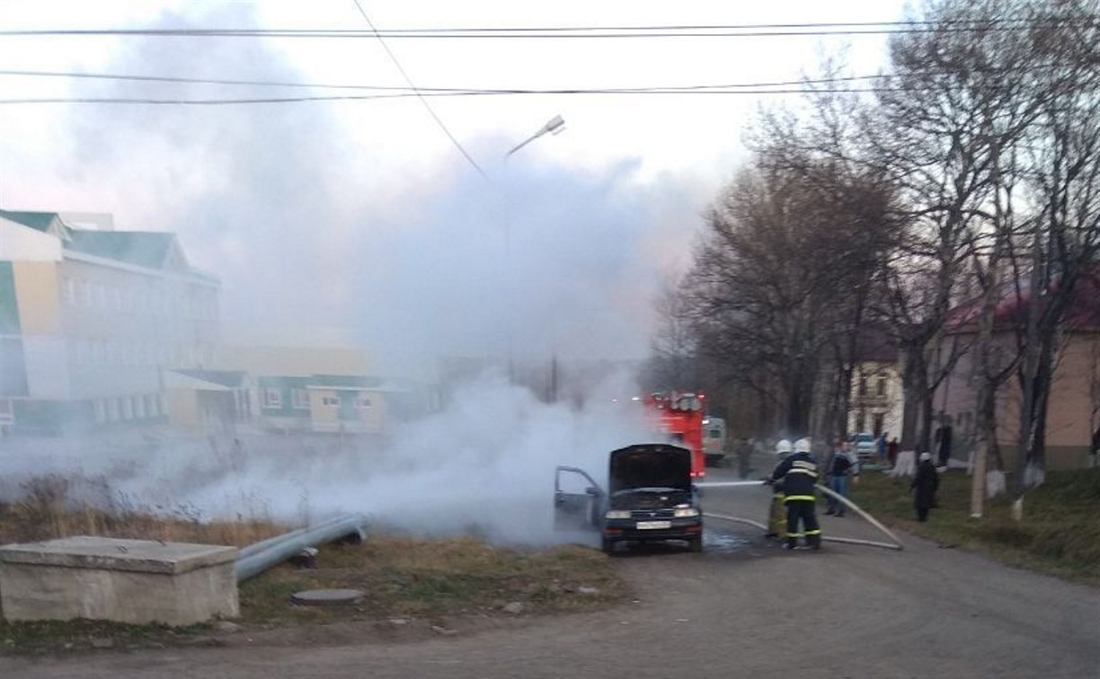 Автомобиль сгорел в Александровске-Сахалинском