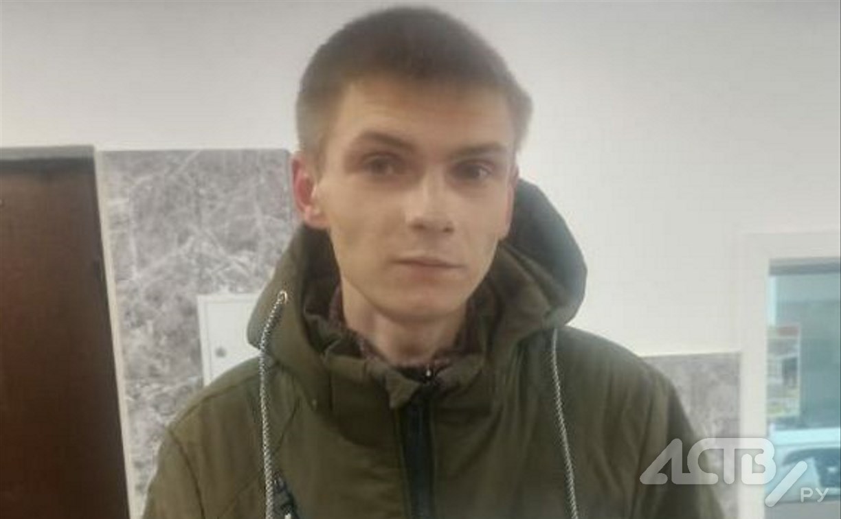 Подозреваемого в кражах из магазинов ищут в Южно-Сахалинске