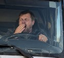 "Кофе не заменит сон": сахалинским водителям напомнили об опасности усталости за рулём