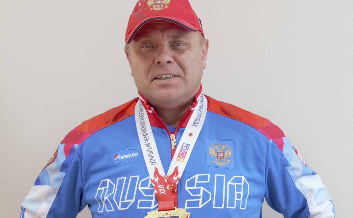 Сахалинец стал девятикратным чемпионом России по тяжелой атлетике