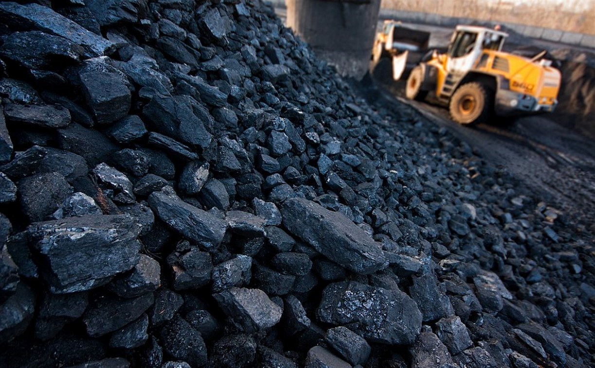 Предприятия обещали поставлять сахалинцам и курильчанам качественный уголь, а не песок