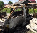 В Новоалександровске сгорел японский микроавтобус
